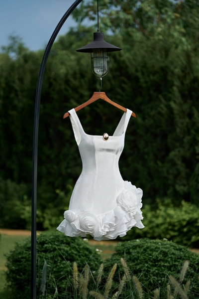 renata square neck flower velvet mini dress