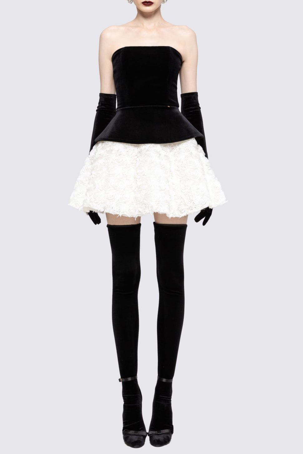 Petal-layered velvet top mini skirt suit without glove - black/white