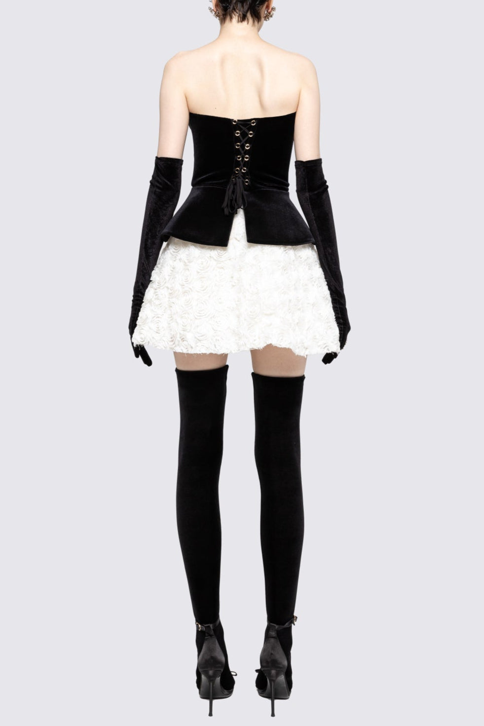 Petal-layered velvet top mini skirt suit without glove - black/white
