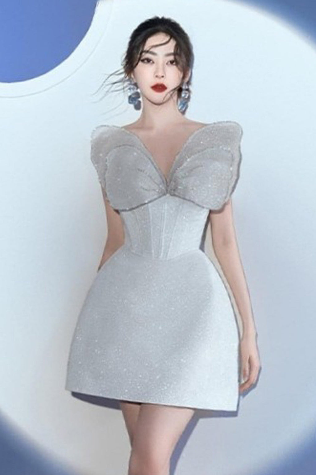 BOW STRAPLESS MINI DRESS IN WHITE