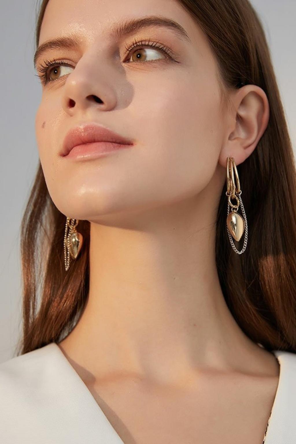 GOLDEN LOVE ALLOY EARRINGS