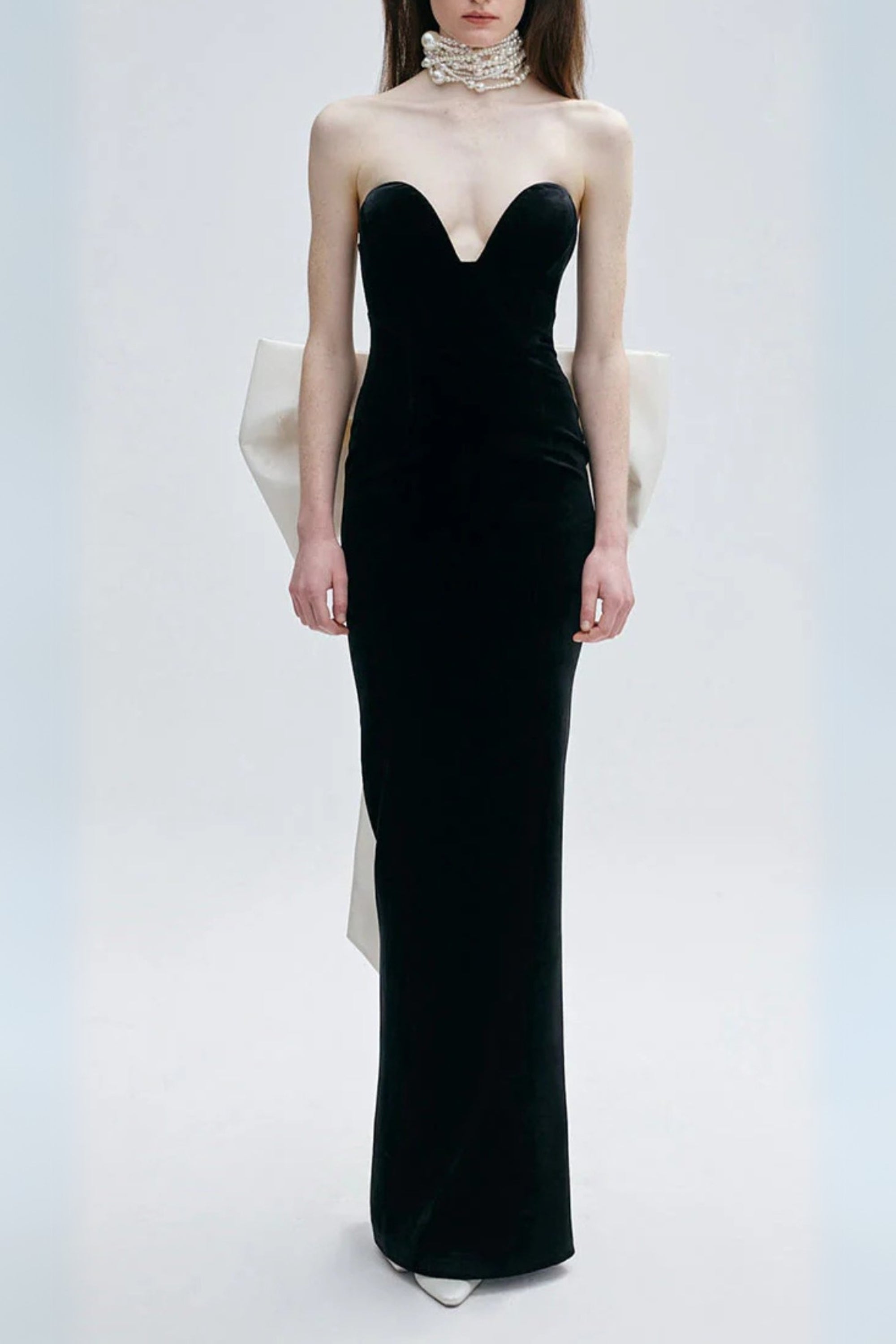 hermosa silk strapless bow gown in black