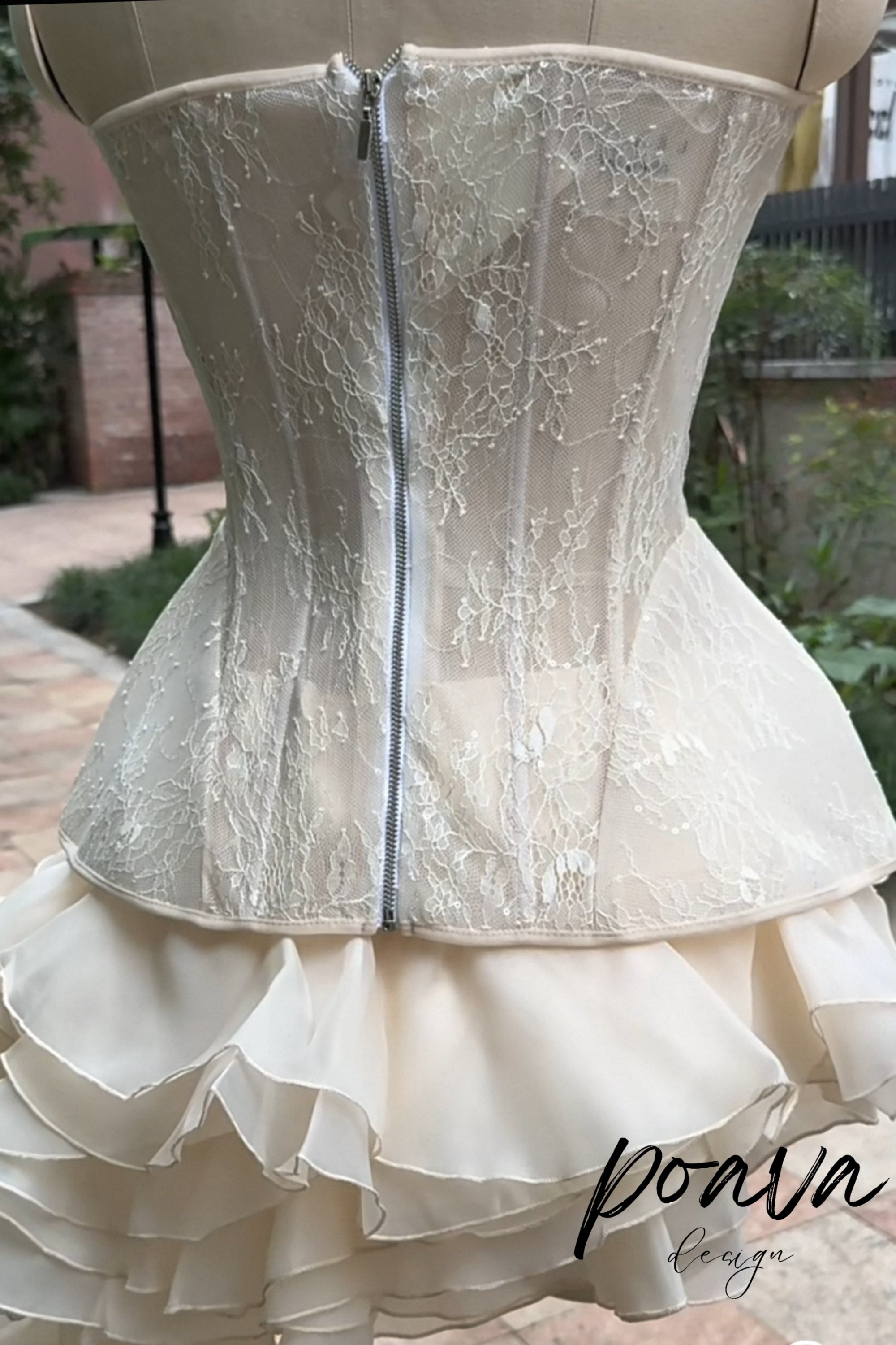 Irregular Petal Lace Bodycon Mini Skirt Set In Beige