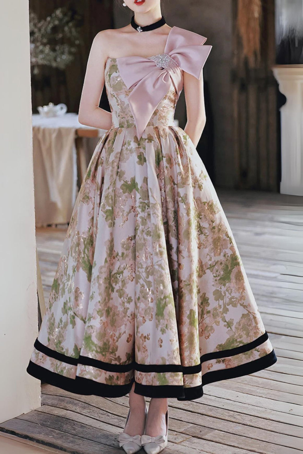 PINK BOW STRAPLESS FLORAL DRESS