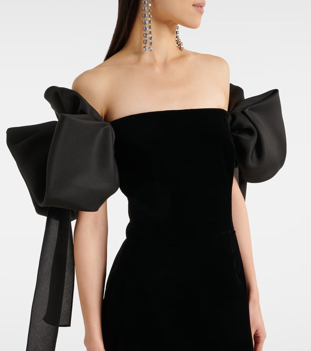 julie bow Off-shoulder mini dress in black