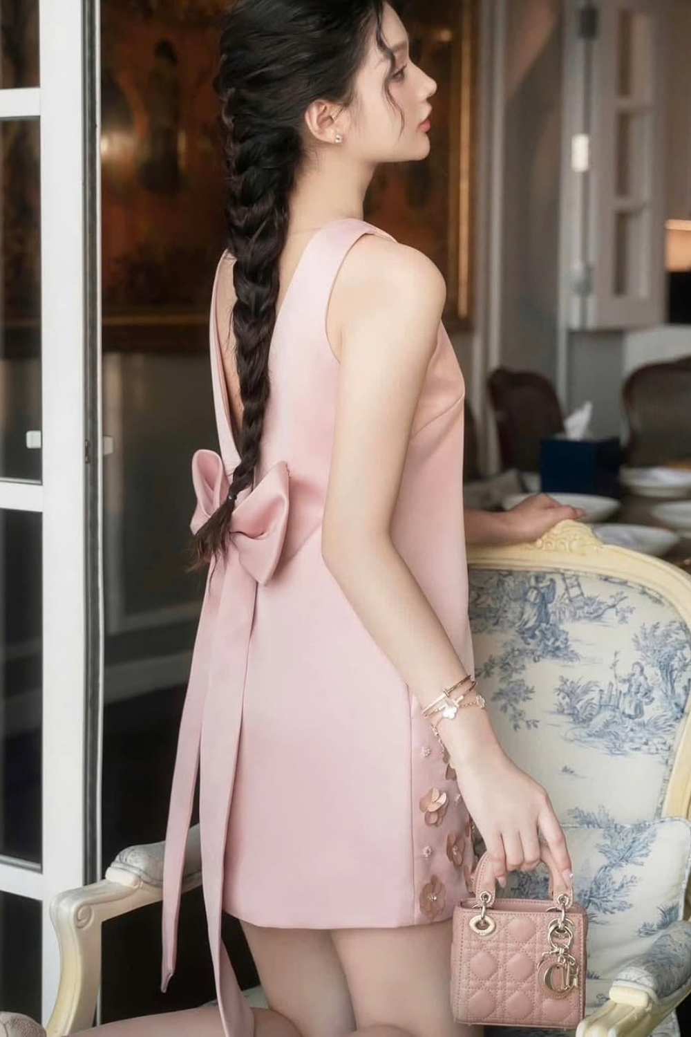 flower sleeveless v-neck mini dress in pink