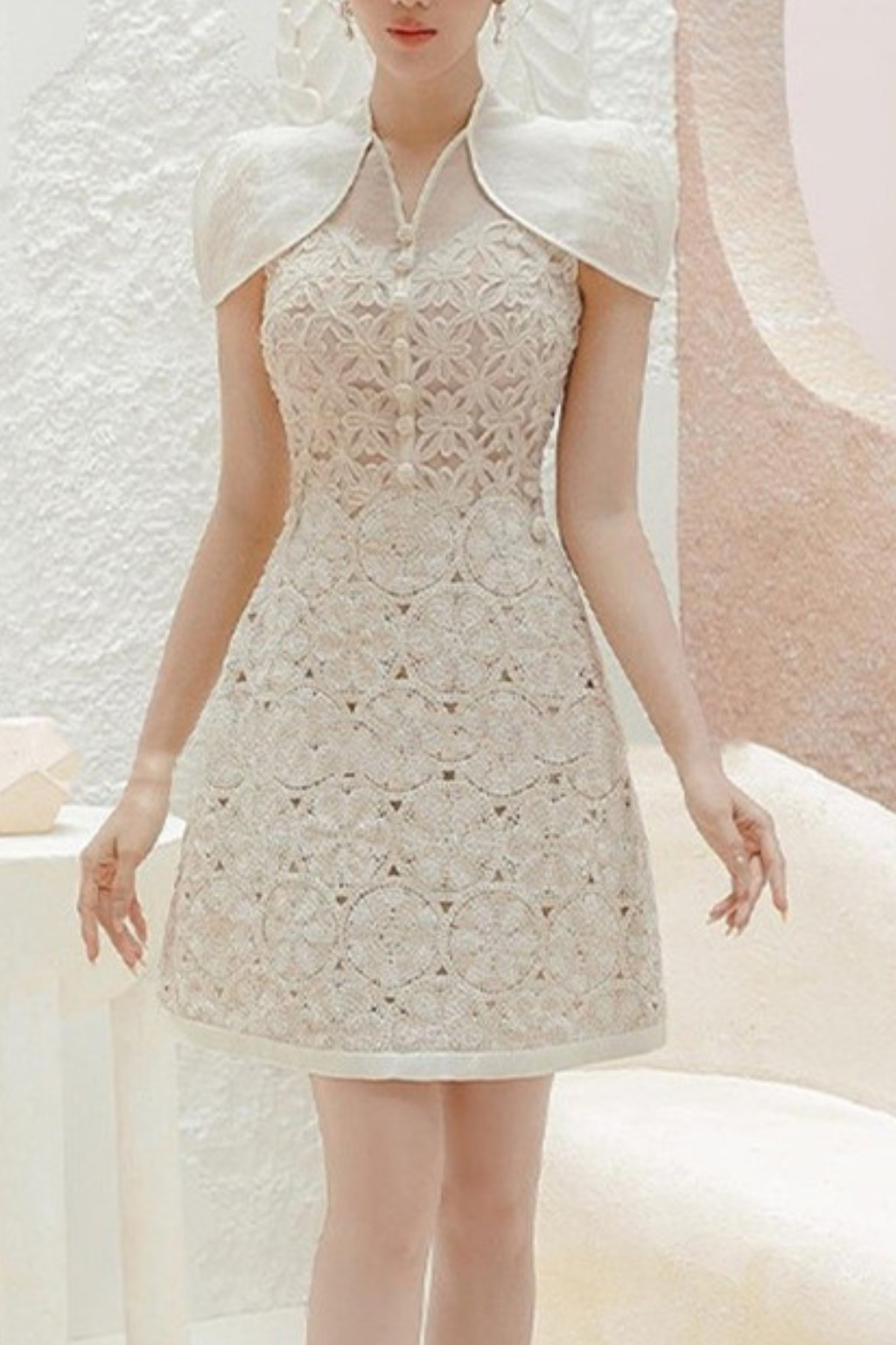 WHITE SHAWL-DESIGN LACE MINI DRESS