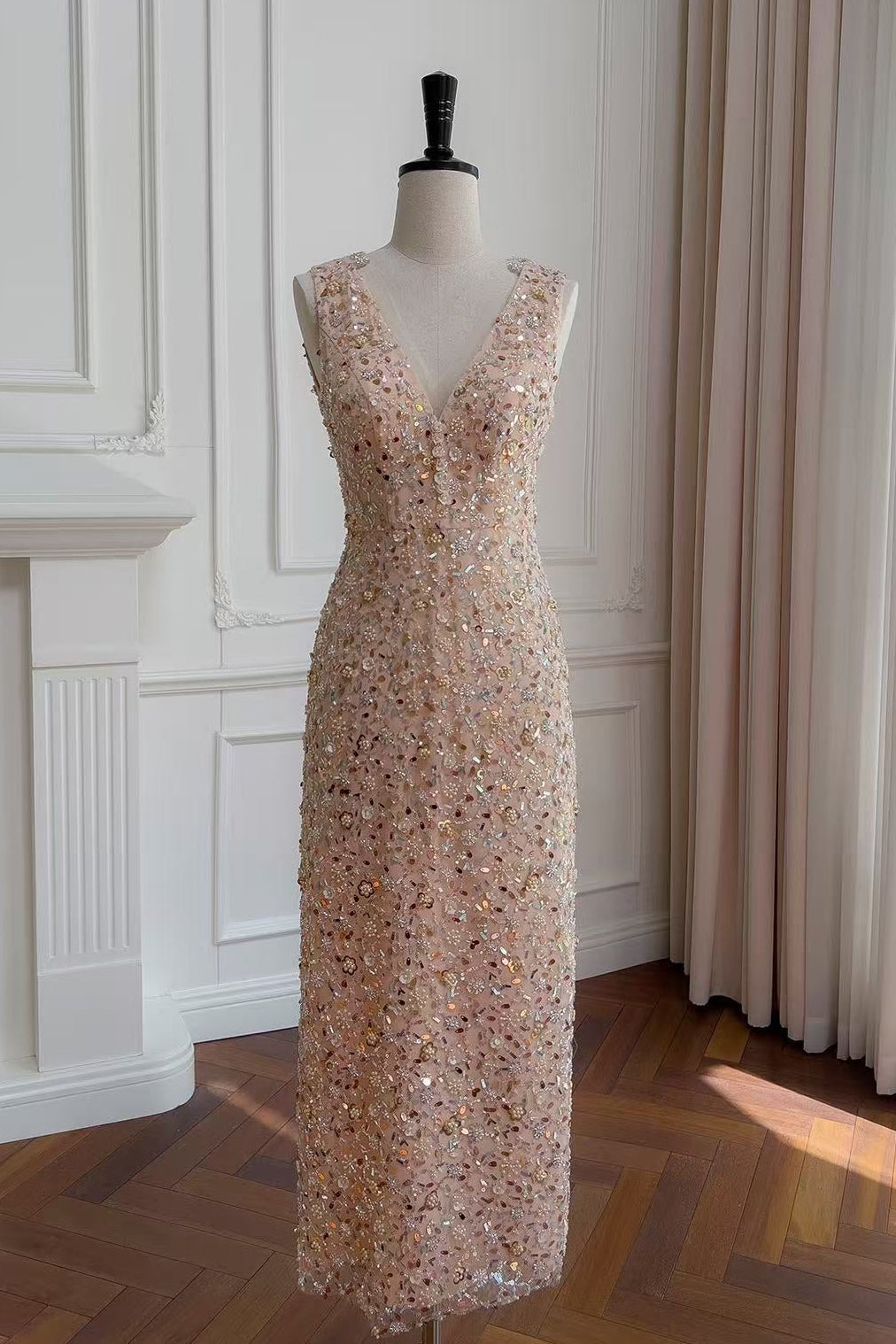 sleeveless flower Embroidery midi dress in beige