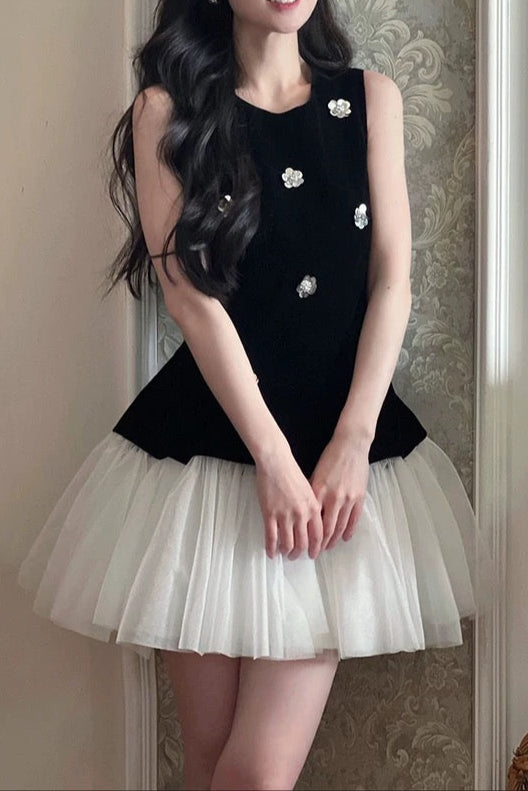 Stereoscopic Flower sleeveless mesh mini dress