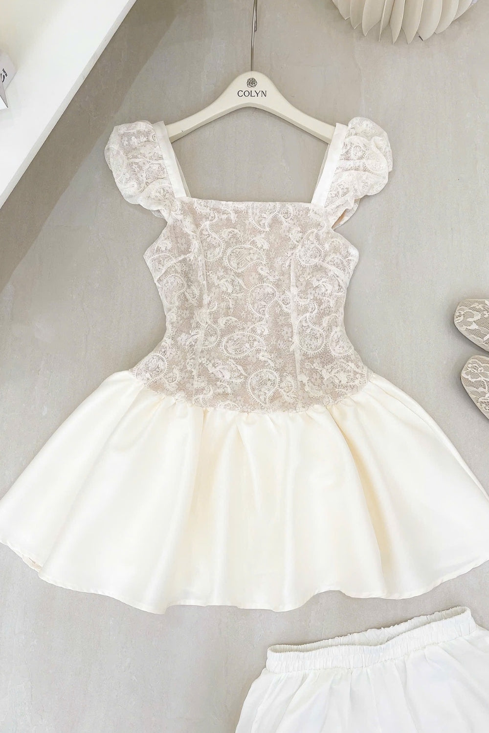 Iraiay Crochet Embroidery Mini Dress