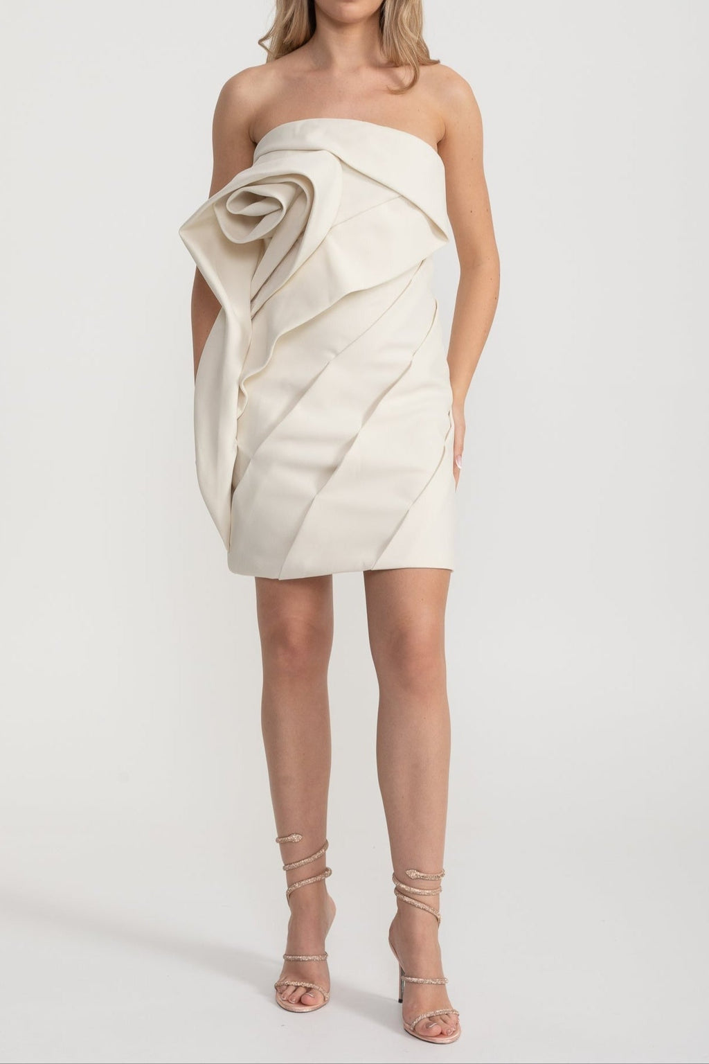 Alisa strapless flower mini dress in apricot