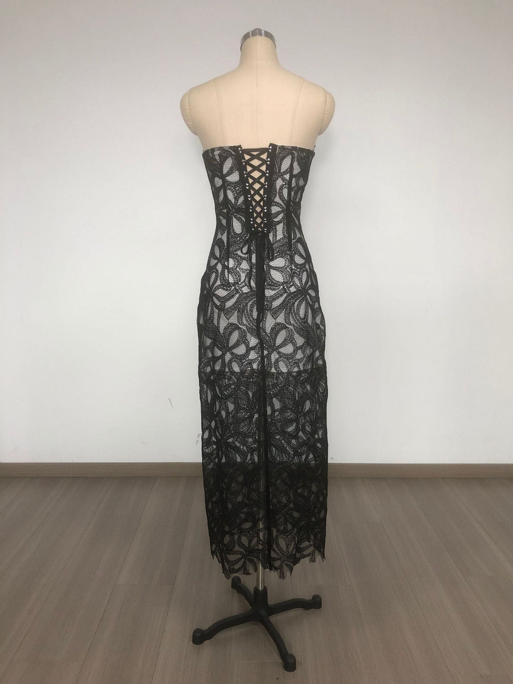 letitia Strapless Flower Embroidered Midi Dress