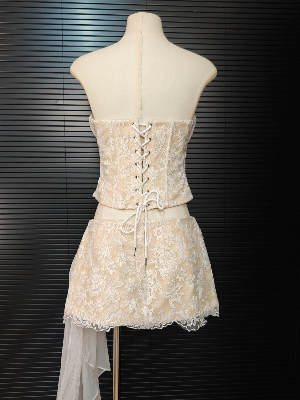 white Herringbone tube top floral ruffle mini dress suit