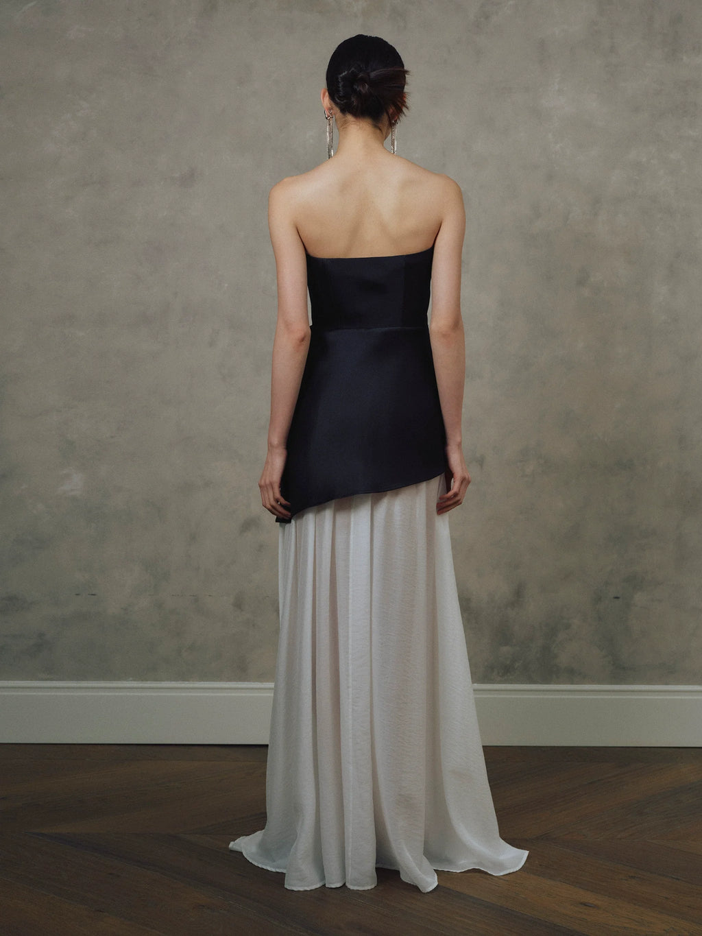 satin Spliced tulle strapless maxi dress - white