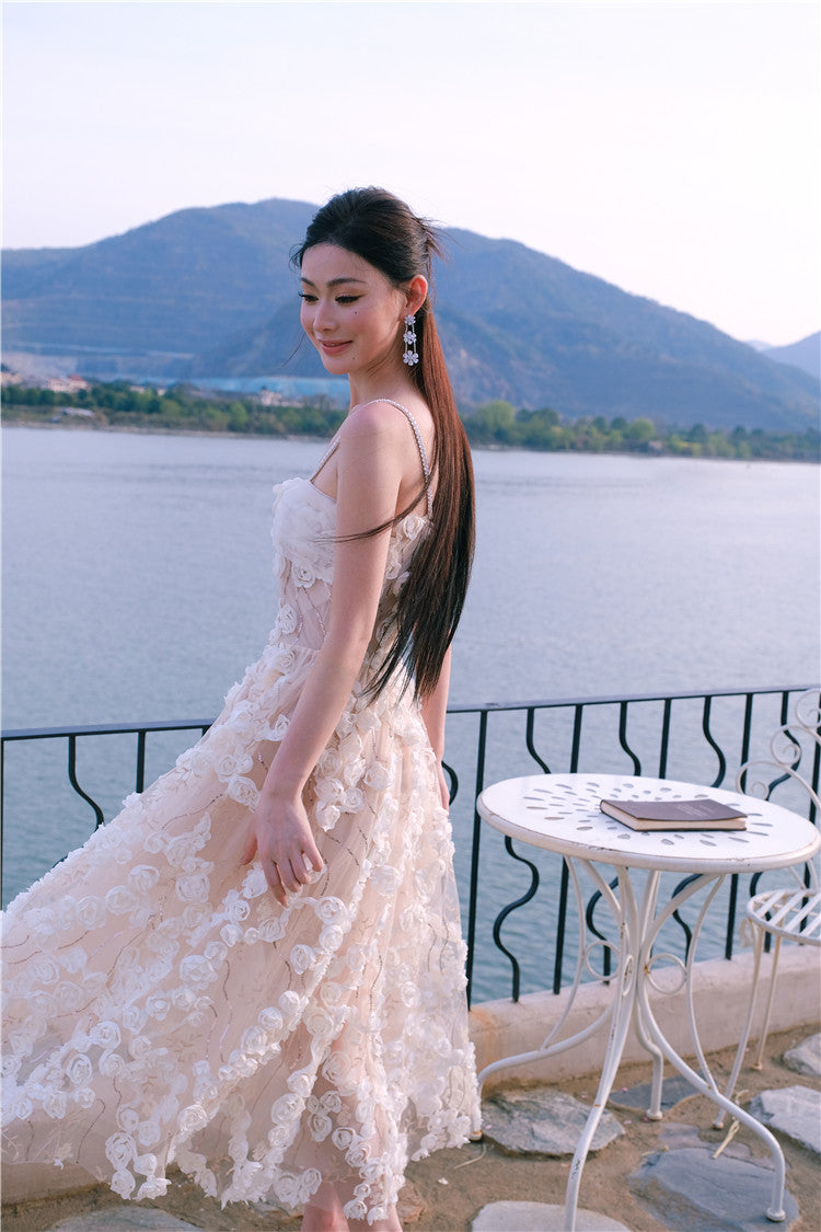 Leah White/Beige Sleeveless  Flower Dress