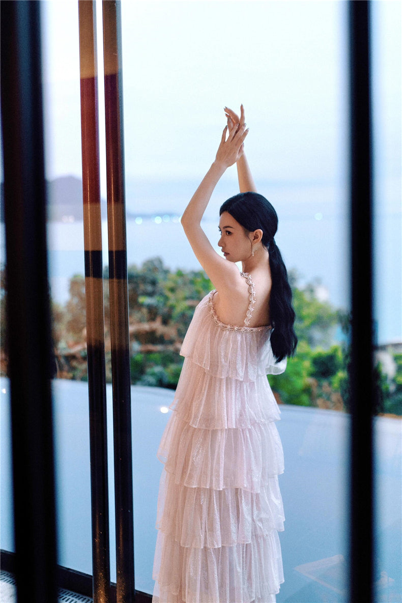 Mera Sleeveless Diamond Chain Cake evening Dress