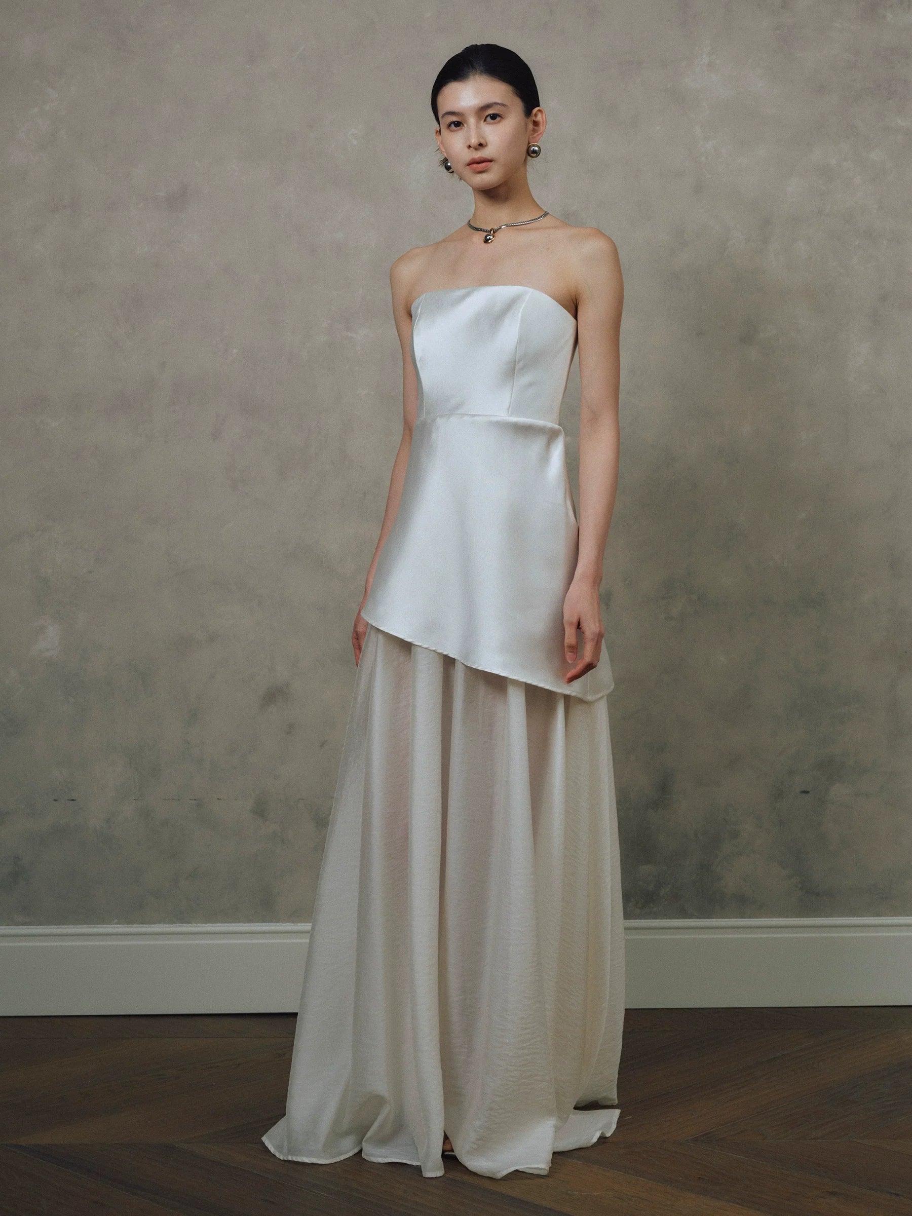 satin Spliced tulle strapless maxi dress - white