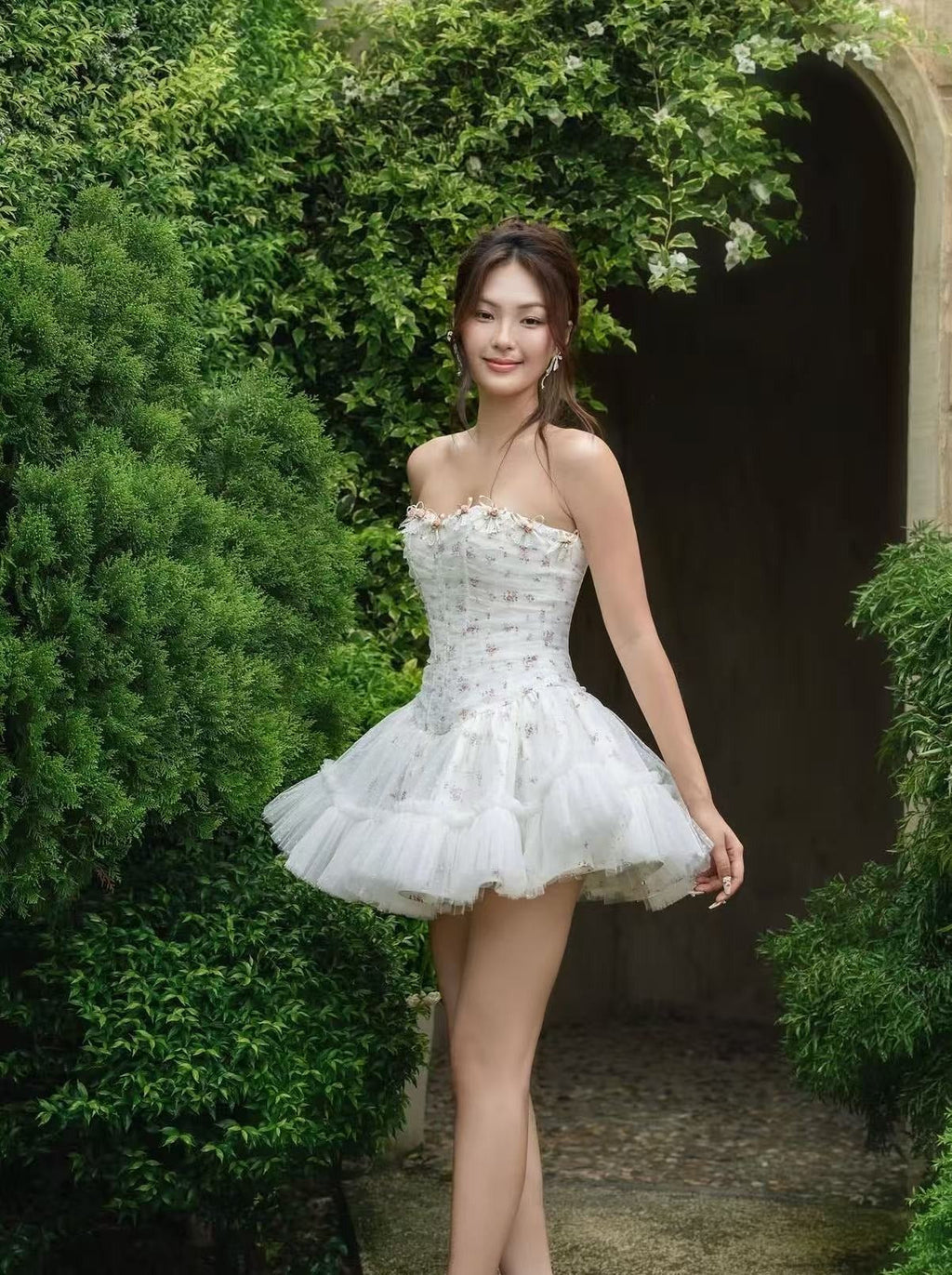 irene floral print strapless tulle mini dress in white