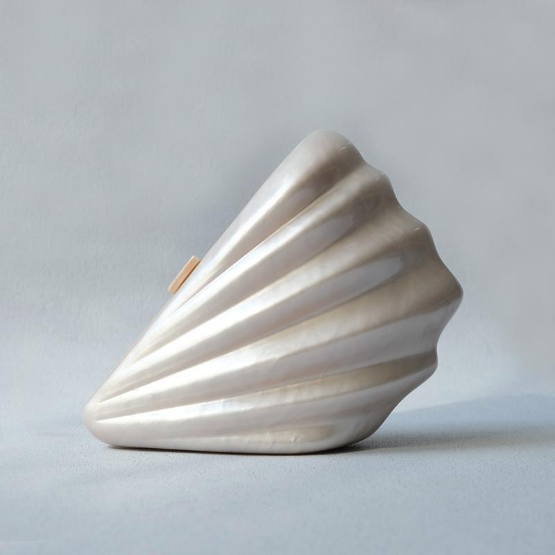 Shell | Pearl Bridal Clutch